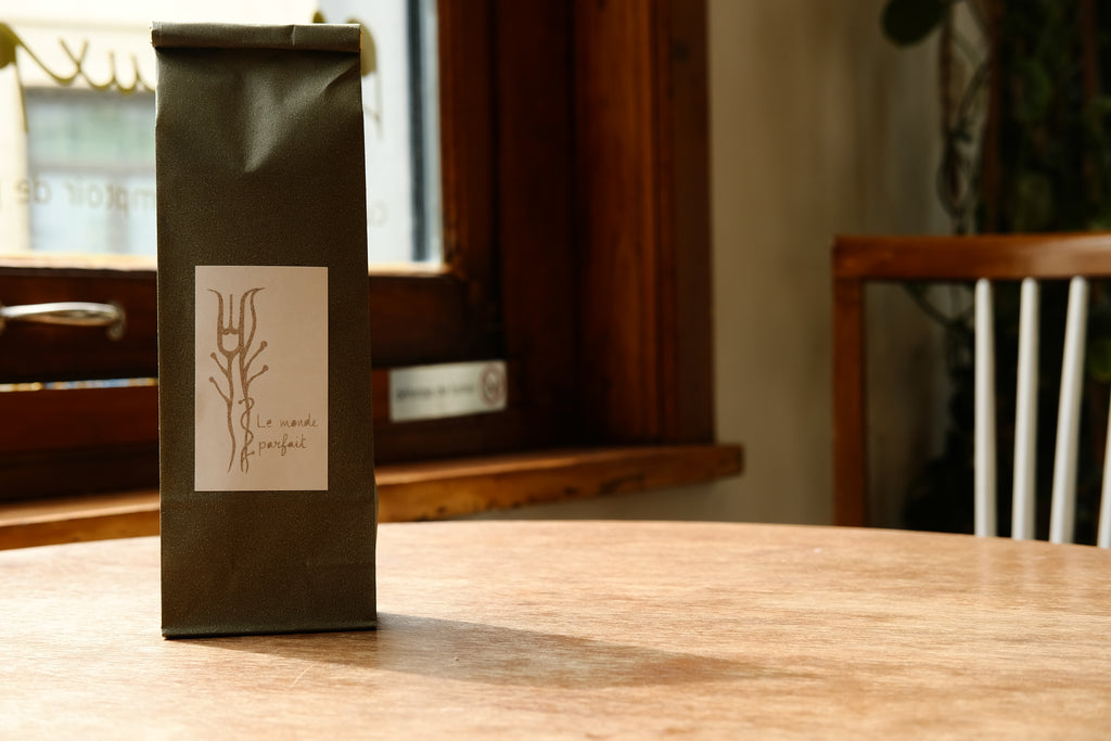 Sachet de tisane Le Monde Parfait — Place aux Plantes